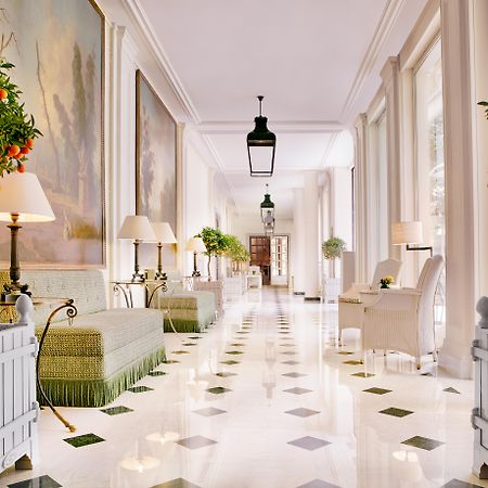 Le Bristol Paris - An Oetker Collection Hotel Экстерьер фото